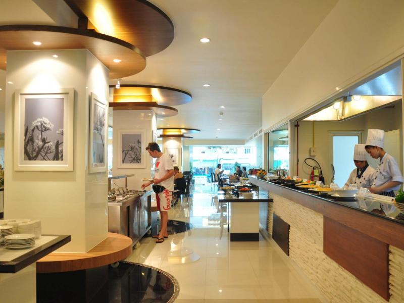 Flipper House Hotel