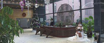 Lilac International Suites