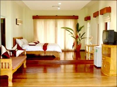 Phangka Paradise Resort