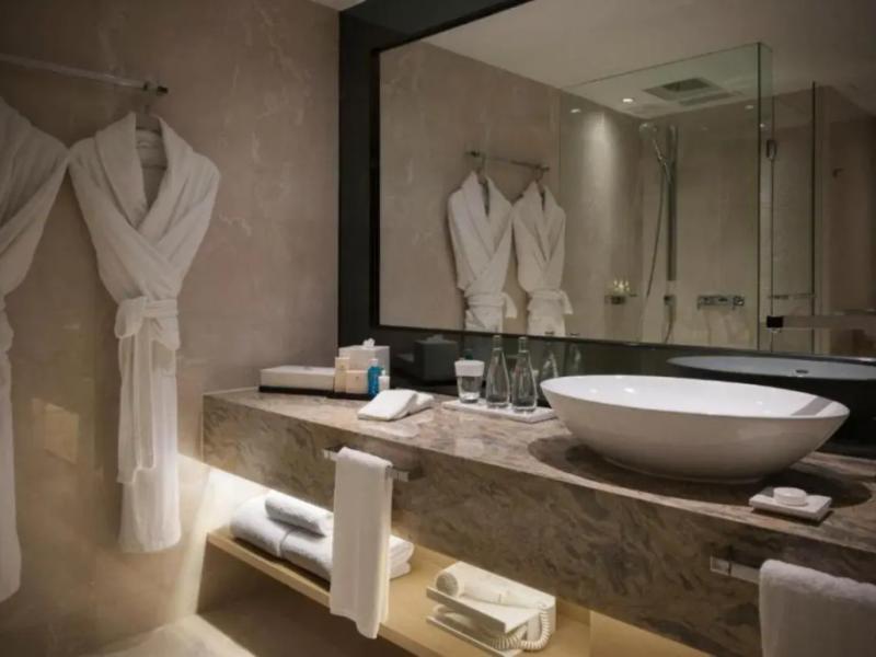 Gateway Hotel Hong Kong