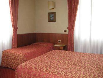 Mokinba Hotel Montebianco