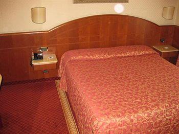 Mokinba Hotel Montebianco
