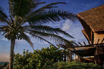 Cabanas Los Lirios Tulum