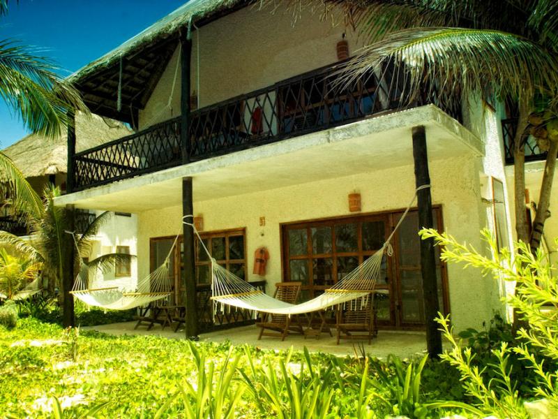 Cabanas Los Lirios Tulum
