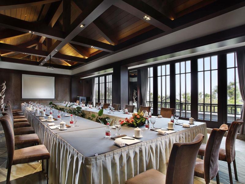 Narada Resort & Spa Perfume Bay