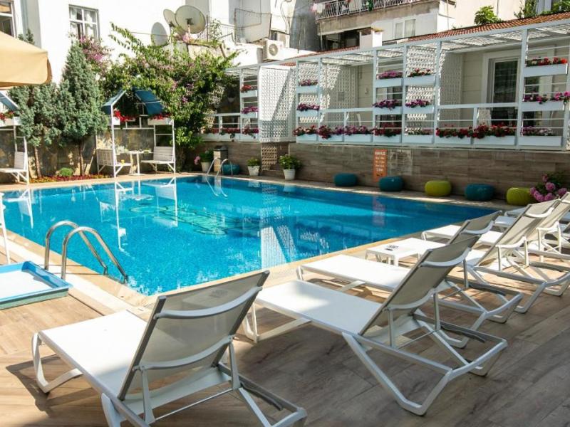 Ascot Hotel Buyukada