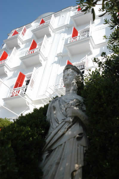 Splendid Palace