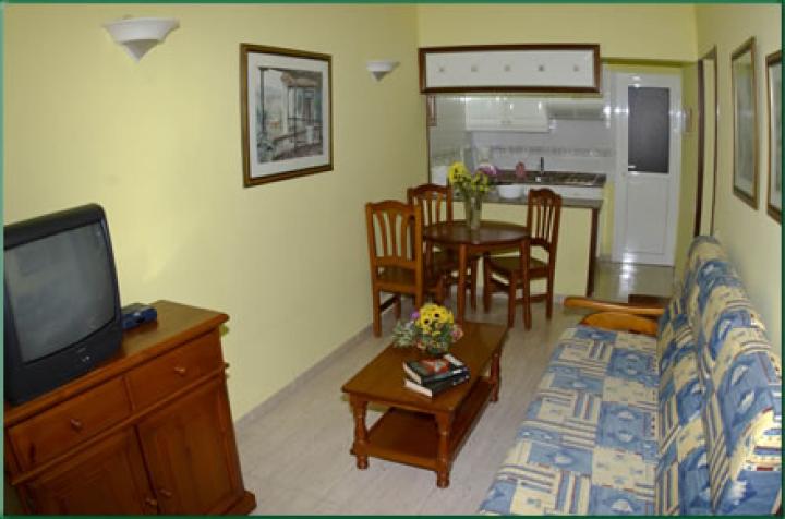 Los Almendros Bungalows