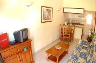 Los Almendros Bungalows