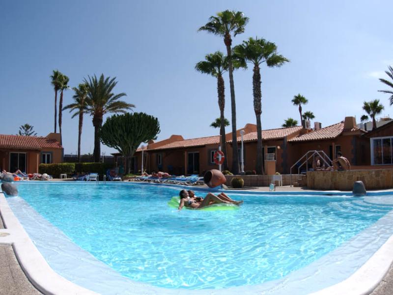 Los Almendros Bungalows