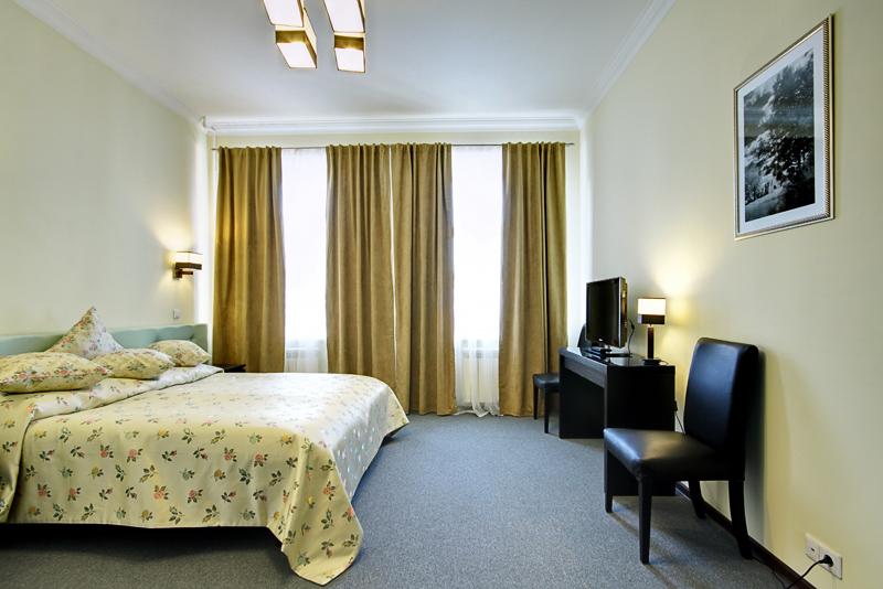 Hotel Roses