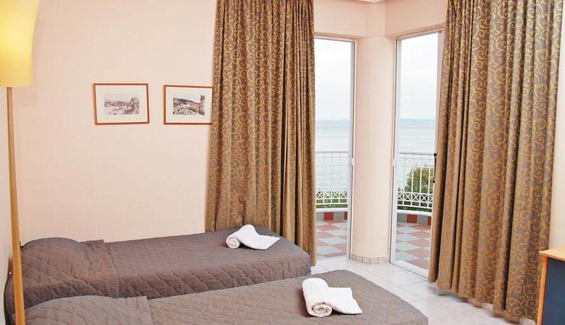 Xenos Kamara Beach Aparthotel