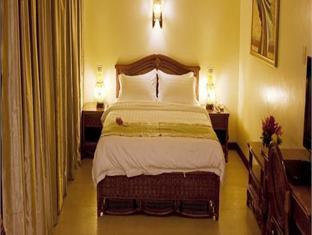 Golden Phoenix Hotel Boracay