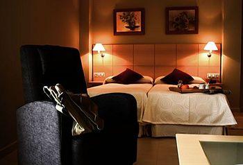 La City Hotel