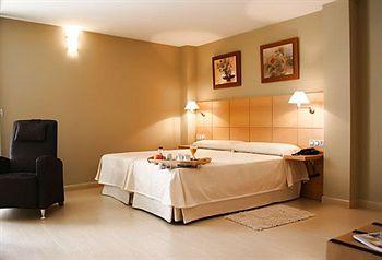 La City Hotel