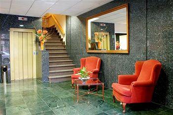 Hotel Vita Embajador