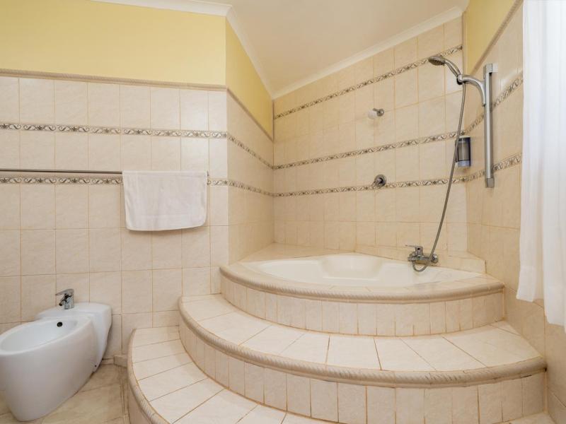 Carana Hilltop Villa