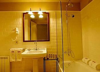 Bremon Hotel Cardona