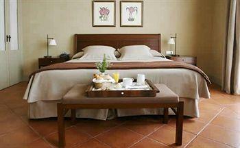 Bremon Hotel Cardona