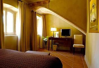 Bremon Hotel Cardona