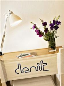 Denit