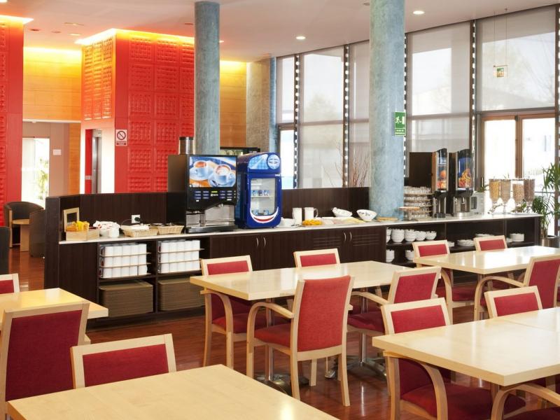 Holiday Inn Express Barcelona - Molins De Rei