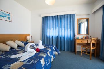 Отель Sunny Hill Hotel Apartments Кипр, Пафос, фото 12