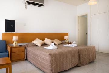 Отель Sunny Hill Hotel Apartments Кипр, Пафос, фото 24