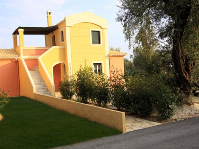 Beachfront Barbati Villa 3