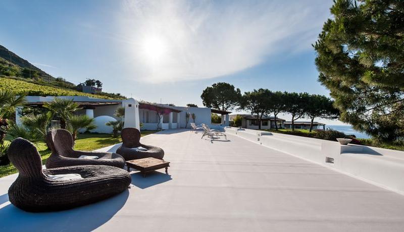 Capofaro Malvasia & Resort