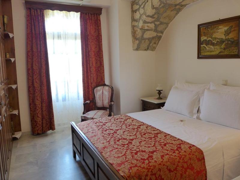 Villa Petra Apartments