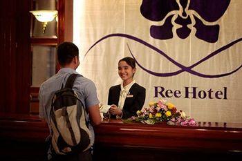 Ree Hotel