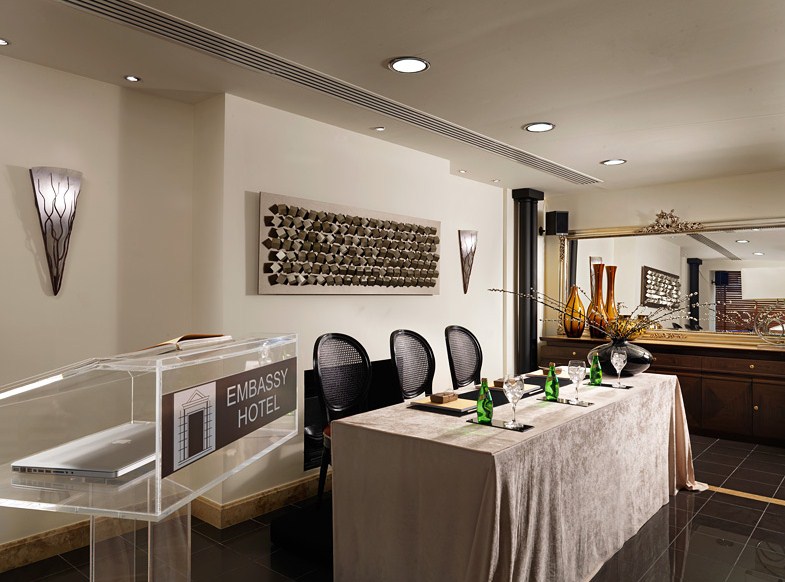 Best Western Plus Embassy Hotel 