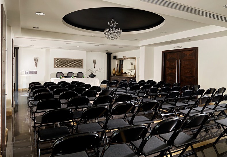 Best Western Plus Embassy Hotel 