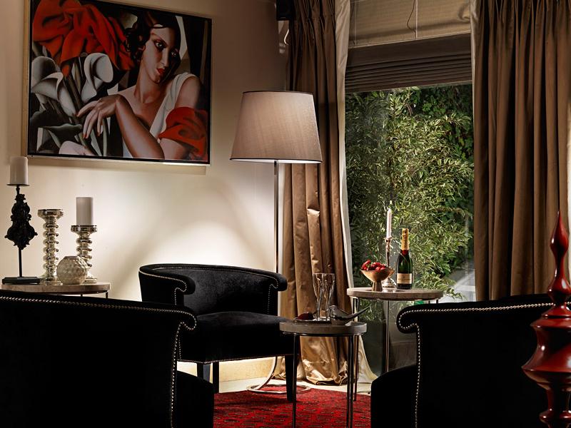 Best Western Plus Embassy Hotel 