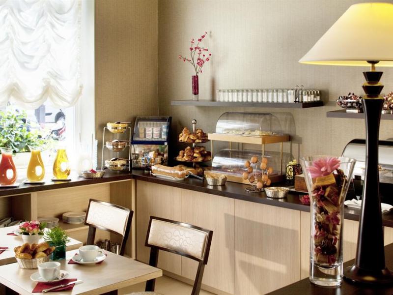 Best Western Champs Elysees Friedland