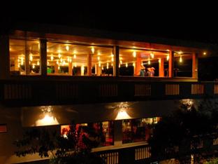 Peacock Beach Hotel