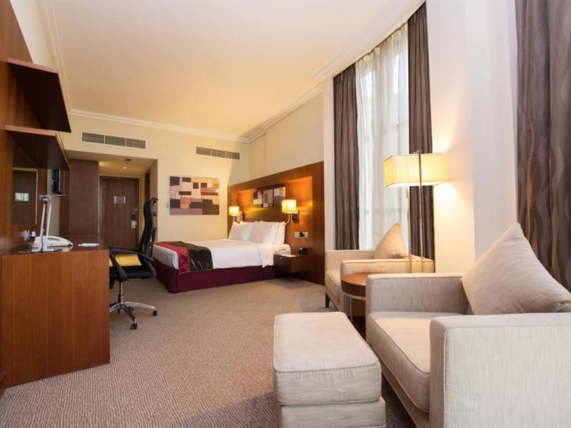 Holiday Inn Abu Dhabi