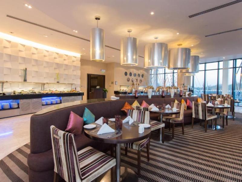 Holiday Inn Abu Dhabi