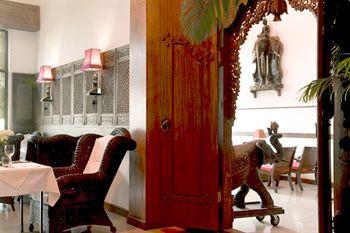 Bougainvillier Hotel