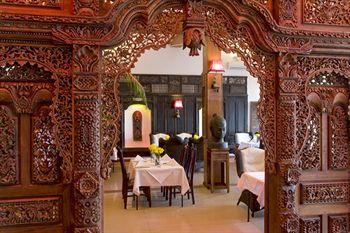 Bougainvillier Hotel