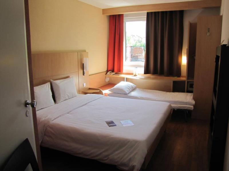 АЗИМУТ Отель Бауман Казань