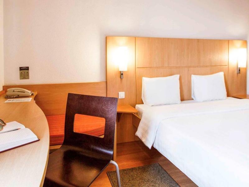 АЗИМУТ Отель Бауман Казань