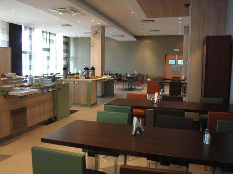 АЗИМУТ Отель Бауман Казань