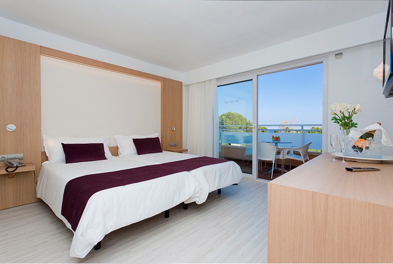 Insotel Cala Mandia Resort & Spa