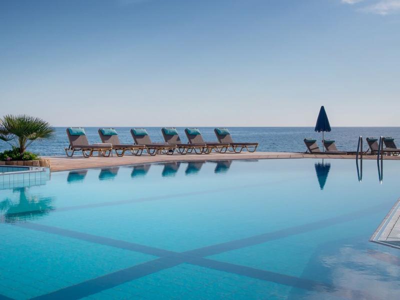 Pyrgos Beach Hotel