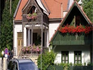 Villa Flora