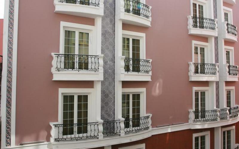 Boutique Maywood Hotel