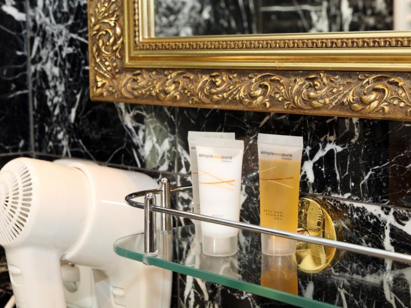 King Charles Boutique Residence