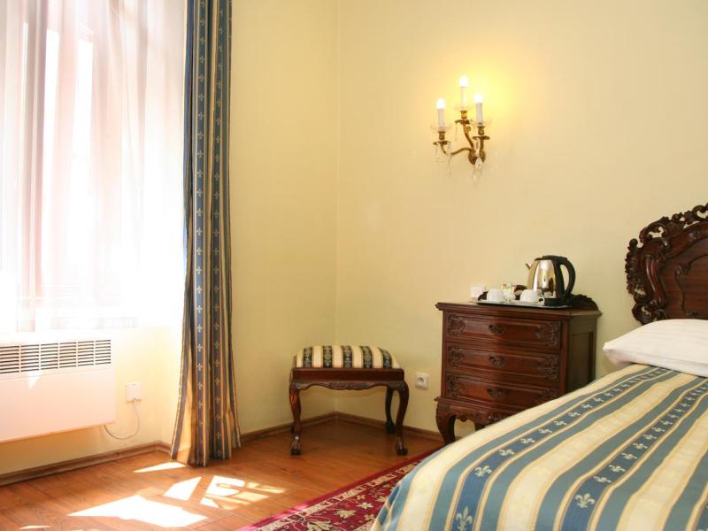 King Charles Boutique Residence